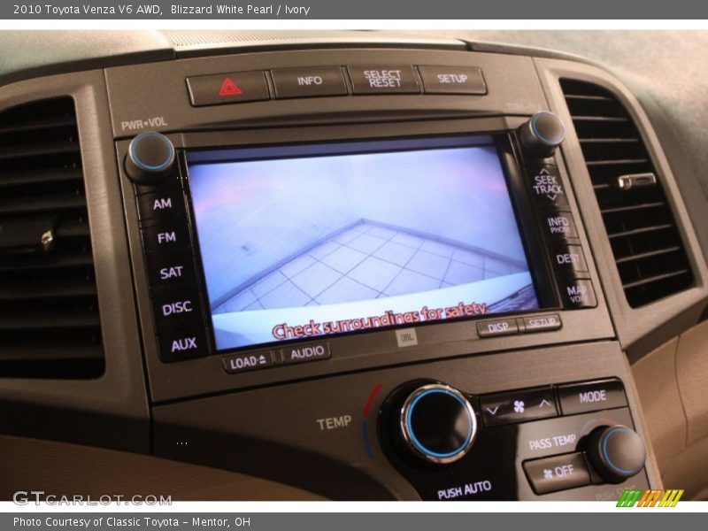 Blizzard White Pearl / Ivory 2010 Toyota Venza V6 AWD