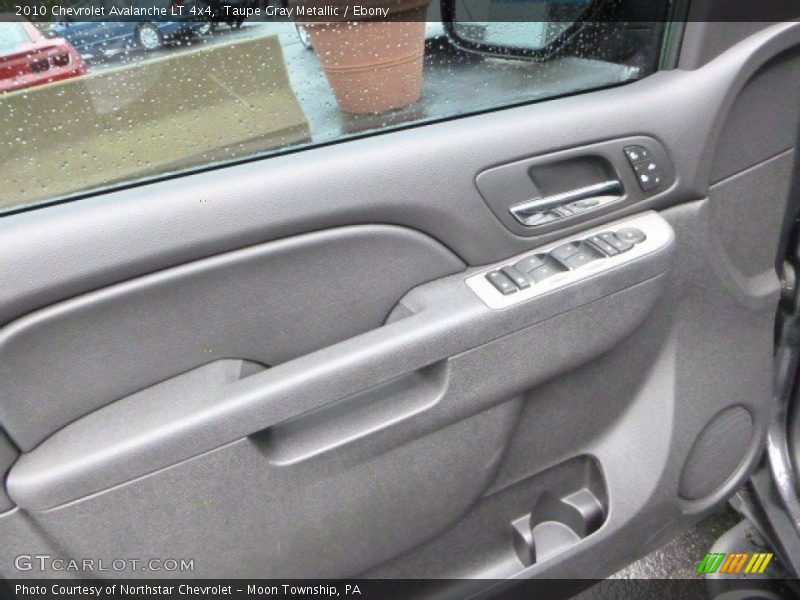 Taupe Gray Metallic / Ebony 2010 Chevrolet Avalanche LT 4x4