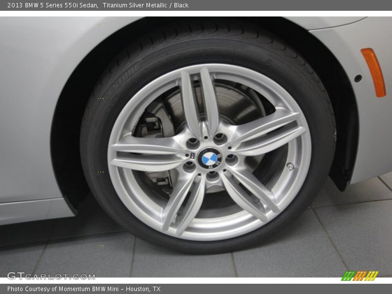  2013 5 Series 550i Sedan Wheel