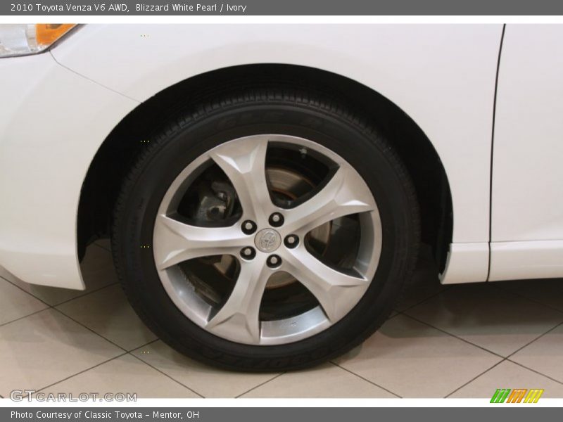 Blizzard White Pearl / Ivory 2010 Toyota Venza V6 AWD