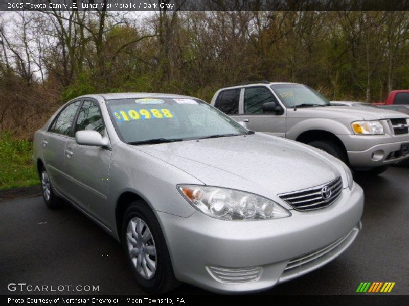 Lunar Mist Metallic / Dark Gray 2005 Toyota Camry LE