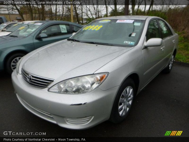 Lunar Mist Metallic / Dark Gray 2005 Toyota Camry LE