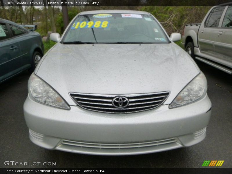 Lunar Mist Metallic / Dark Gray 2005 Toyota Camry LE