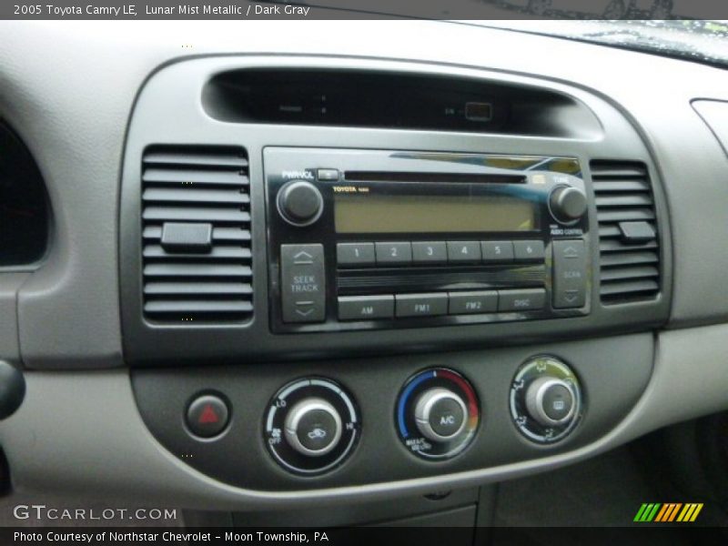 Lunar Mist Metallic / Dark Gray 2005 Toyota Camry LE