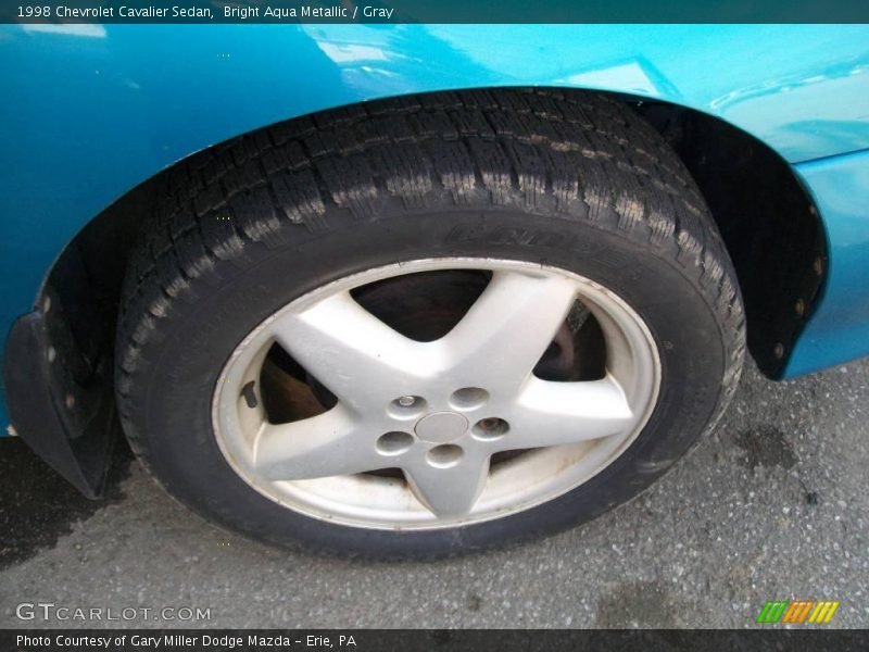 Bright Aqua Metallic / Gray 1998 Chevrolet Cavalier Sedan
