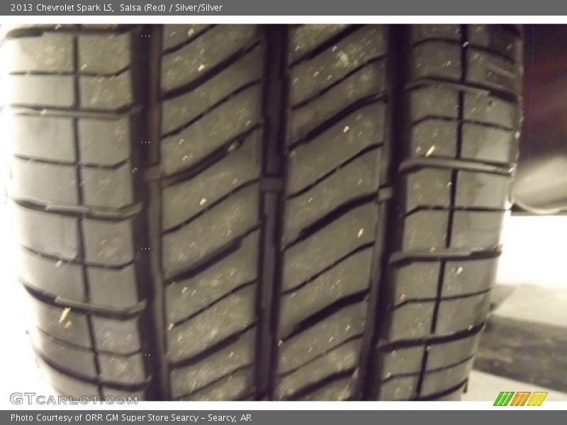 Salsa (Red) / Silver/Silver 2013 Chevrolet Spark LS