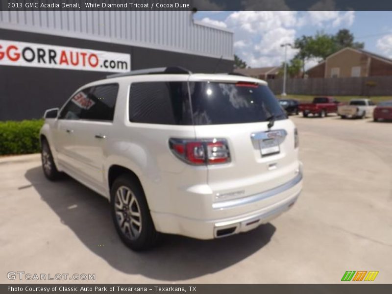White Diamond Tricoat / Cocoa Dune 2013 GMC Acadia Denali