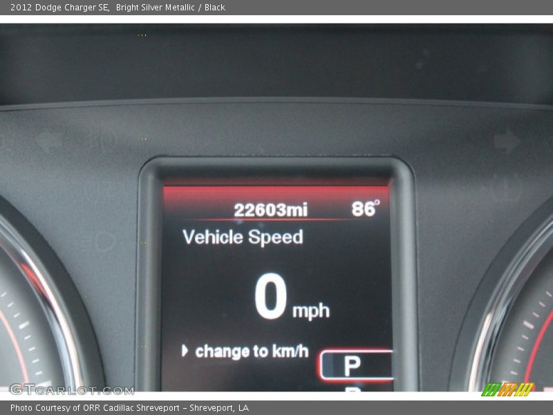 Bright Silver Metallic / Black 2012 Dodge Charger SE