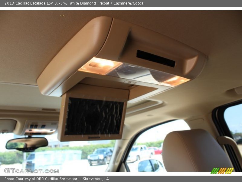 Entertainment System of 2013 Escalade ESV Luxury