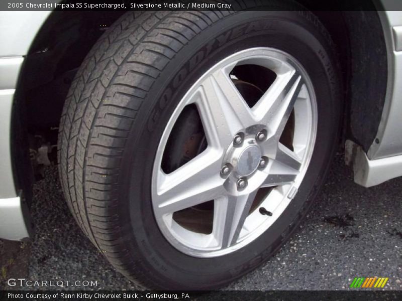 Silverstone Metallic / Medium Gray 2005 Chevrolet Impala SS Supercharged