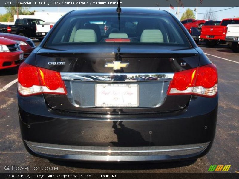 Black Granite Metallic / Medium Titanium 2011 Chevrolet Cruze LT