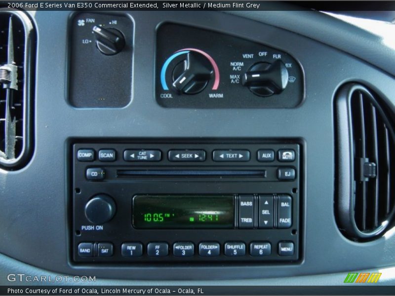 Silver Metallic / Medium Flint Grey 2006 Ford E Series Van E350 Commercial Extended