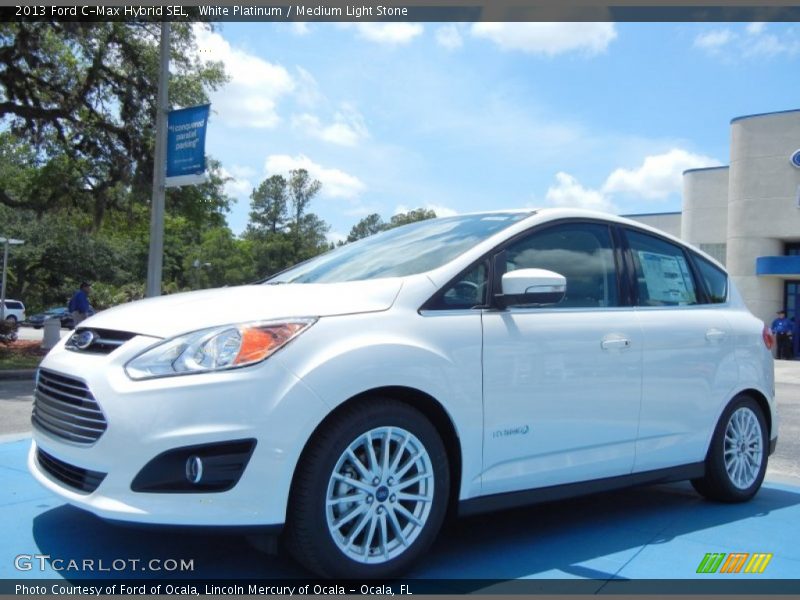 Front 3/4 View of 2013 C-Max Hybrid SEL