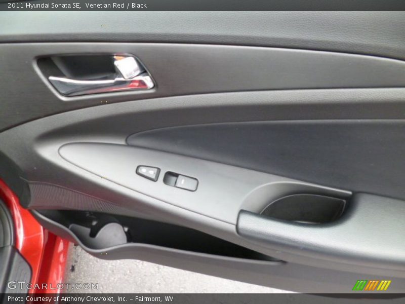 Venetian Red / Black 2011 Hyundai Sonata SE