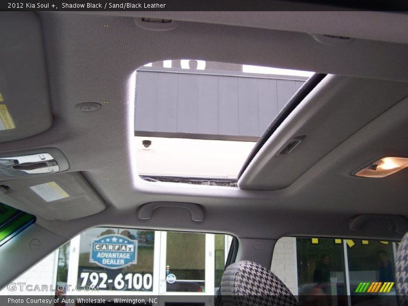 Shadow Black / Sand/Black Leather 2012 Kia Soul +