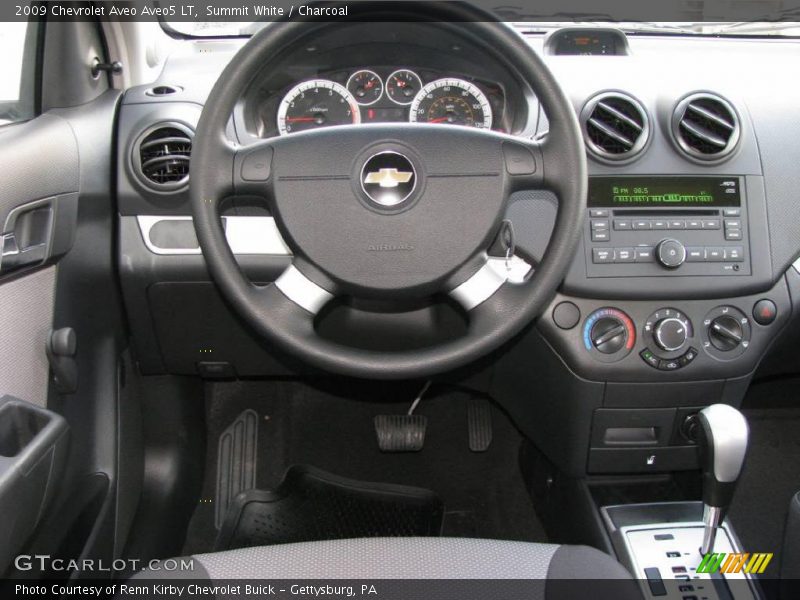 Summit White / Charcoal 2009 Chevrolet Aveo Aveo5 LT