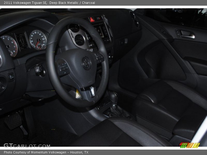 Deep Black Metallic / Charcoal 2011 Volkswagen Tiguan SE