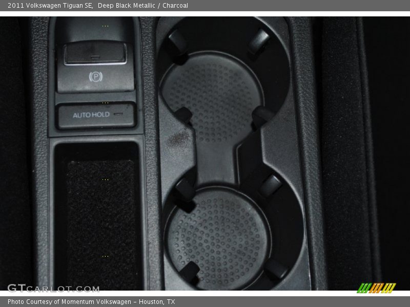Deep Black Metallic / Charcoal 2011 Volkswagen Tiguan SE