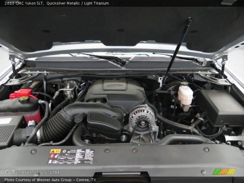 Quicksilver Metallic / Light Titanium 2013 GMC Yukon SLT
