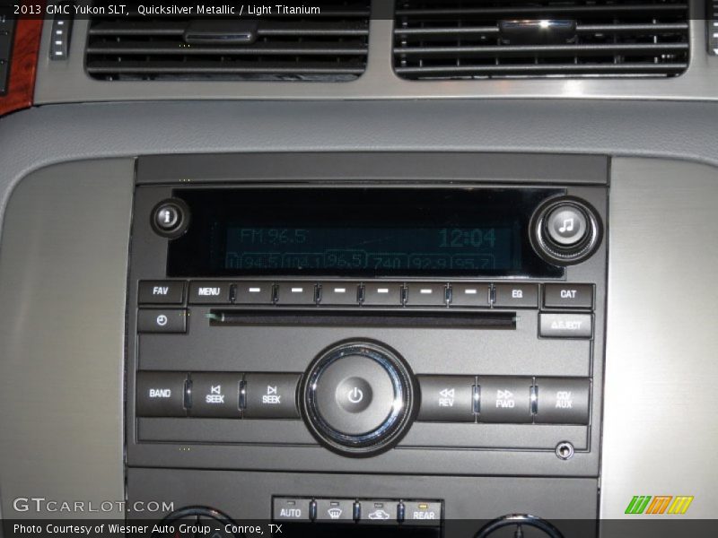 Quicksilver Metallic / Light Titanium 2013 GMC Yukon SLT