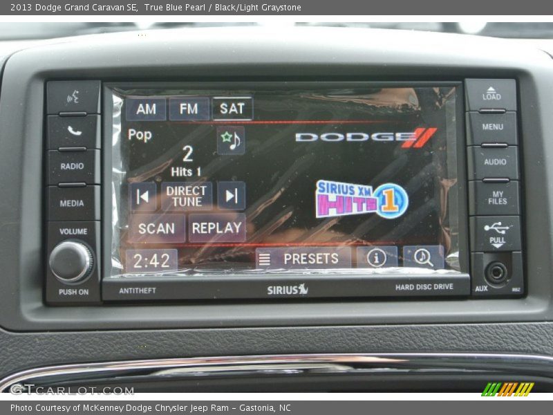 True Blue Pearl / Black/Light Graystone 2013 Dodge Grand Caravan SE
