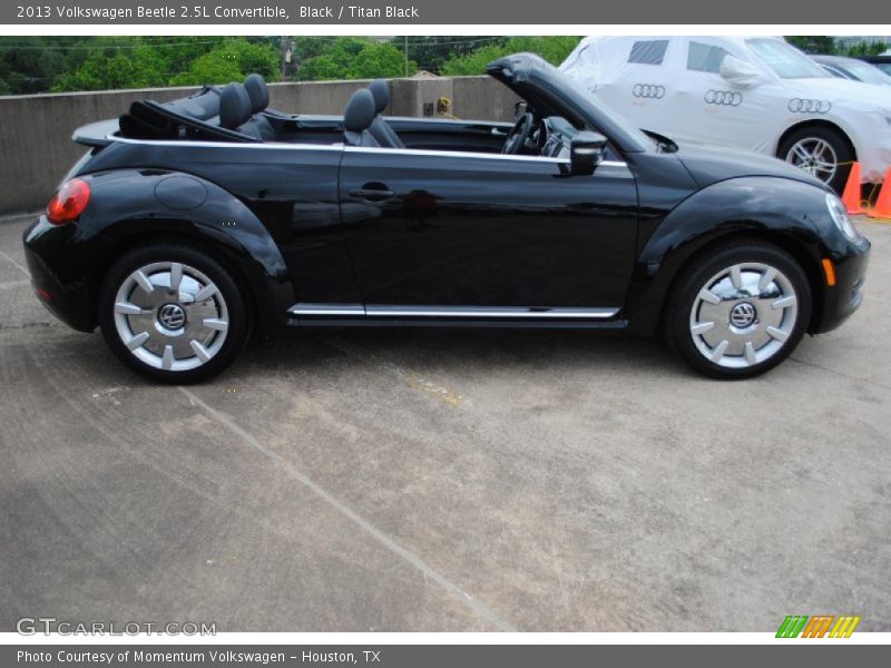 Black / Titan Black 2013 Volkswagen Beetle 2.5L Convertible