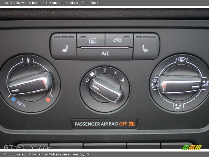 Black / Titan Black 2013 Volkswagen Beetle 2.5L Convertible
