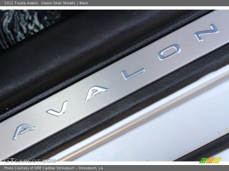 Classic Silver Metallic / Black 2012 Toyota Avalon