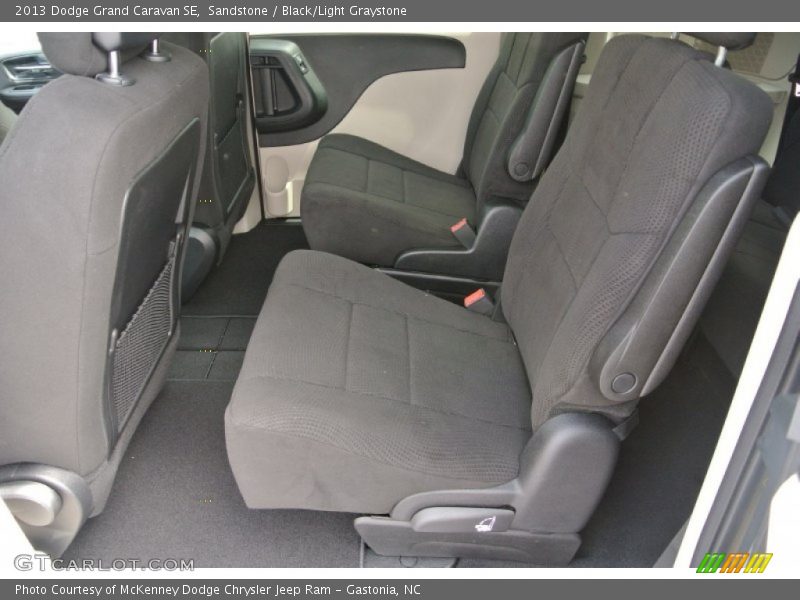 Sandstone / Black/Light Graystone 2013 Dodge Grand Caravan SE
