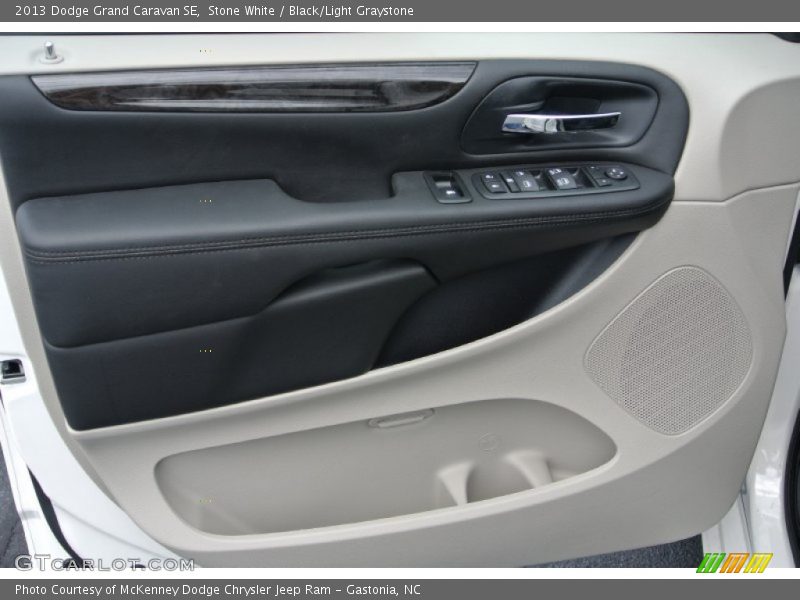 Stone White / Black/Light Graystone 2013 Dodge Grand Caravan SE
