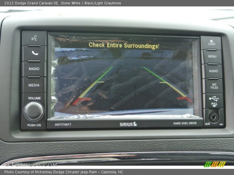 Stone White / Black/Light Graystone 2013 Dodge Grand Caravan SE