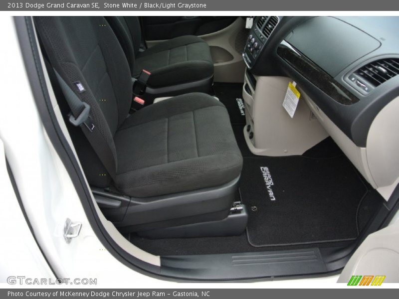 Stone White / Black/Light Graystone 2013 Dodge Grand Caravan SE
