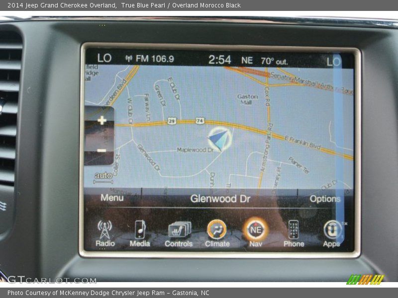 Navigation of 2014 Grand Cherokee Overland