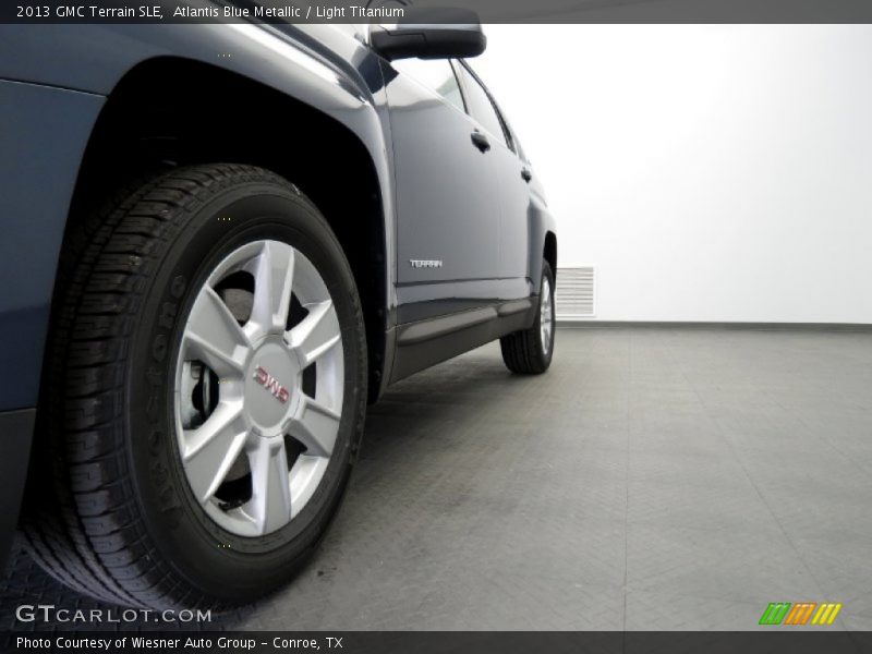 Atlantis Blue Metallic / Light Titanium 2013 GMC Terrain SLE