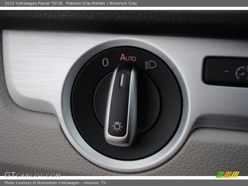 Platinum Gray Metallic / Moonrock Gray 2013 Volkswagen Passat TDI SE