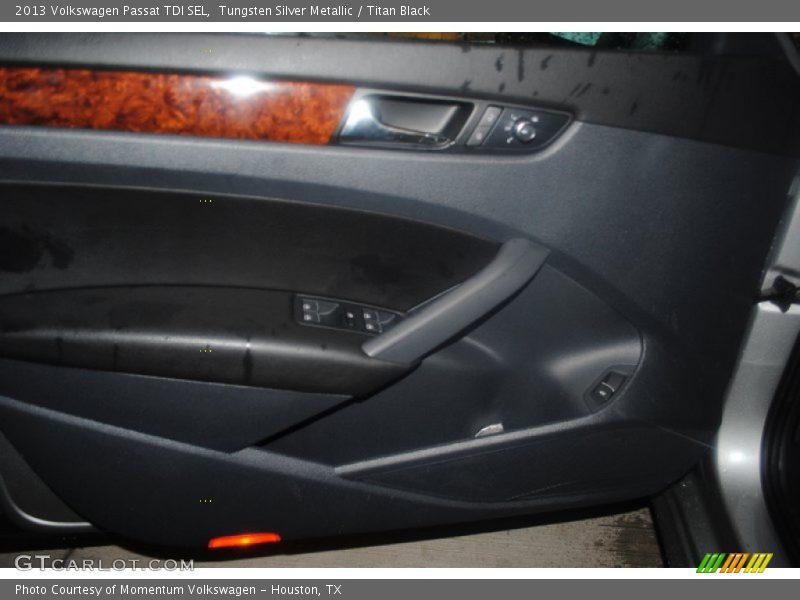 Tungsten Silver Metallic / Titan Black 2013 Volkswagen Passat TDI SEL
