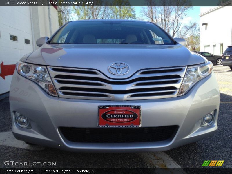 Classic Silver Metallic / Gray 2010 Toyota Venza I4