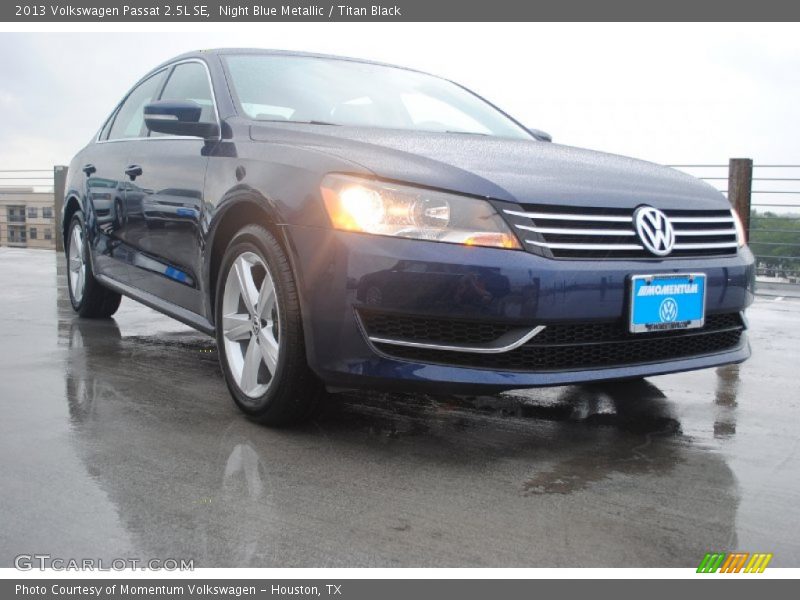 Night Blue Metallic / Titan Black 2013 Volkswagen Passat 2.5L SE