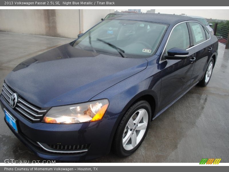Night Blue Metallic / Titan Black 2013 Volkswagen Passat 2.5L SE