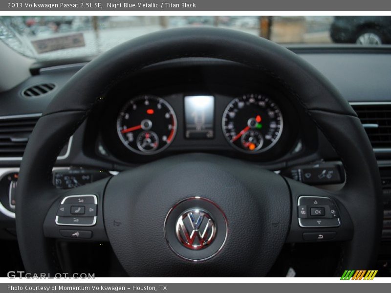 Night Blue Metallic / Titan Black 2013 Volkswagen Passat 2.5L SE