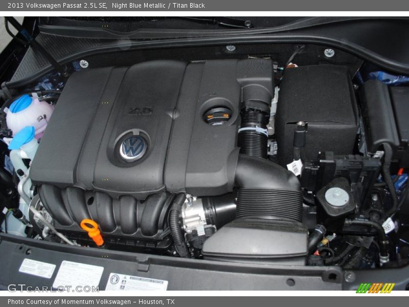 Night Blue Metallic / Titan Black 2013 Volkswagen Passat 2.5L SE