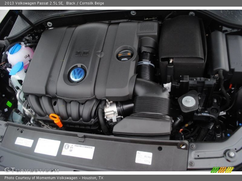 Black / Cornsilk Beige 2013 Volkswagen Passat 2.5L SE