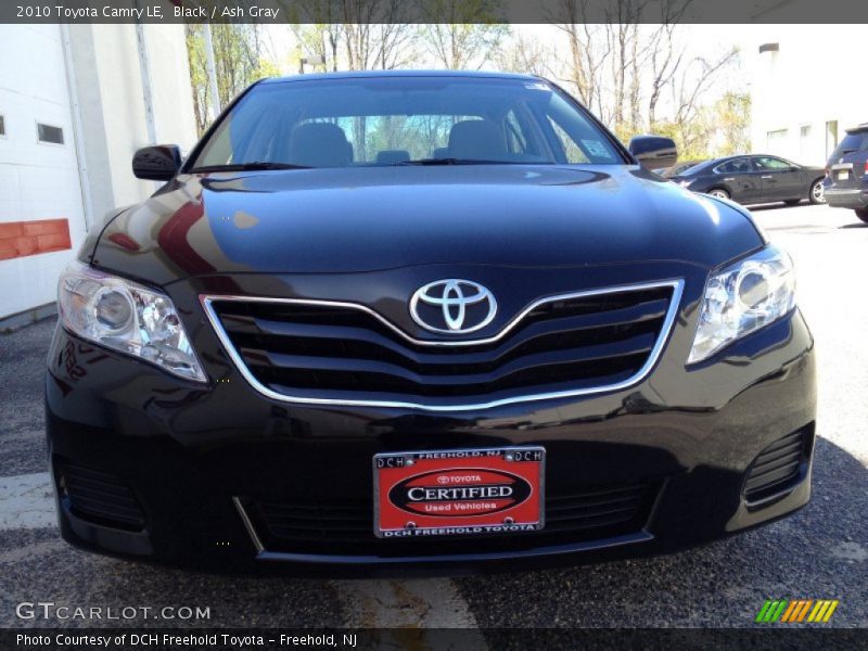 Black / Ash Gray 2010 Toyota Camry LE