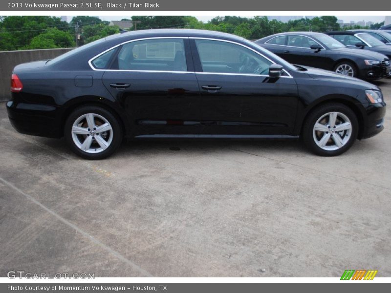 Black / Titan Black 2013 Volkswagen Passat 2.5L SE