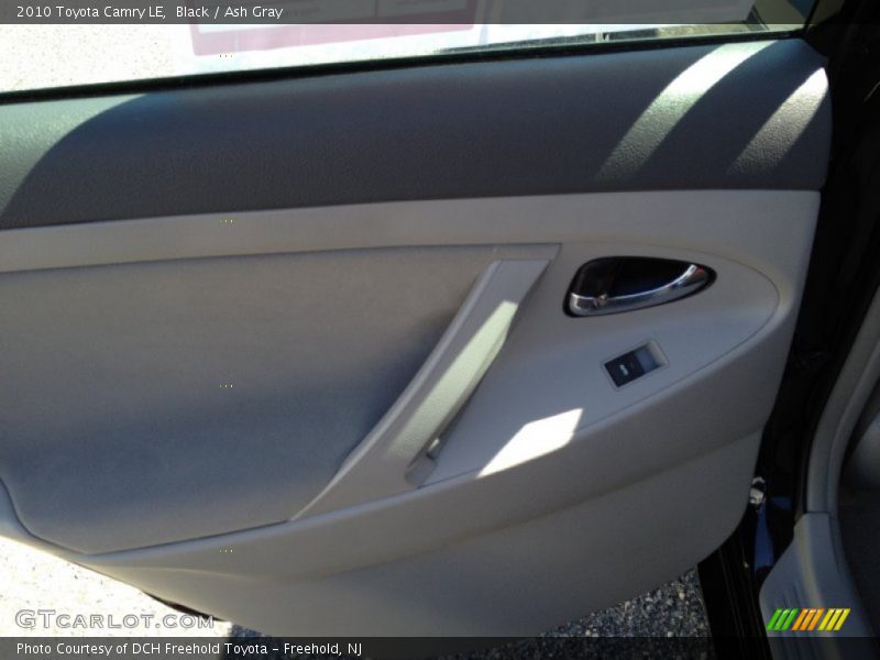 Black / Ash Gray 2010 Toyota Camry LE