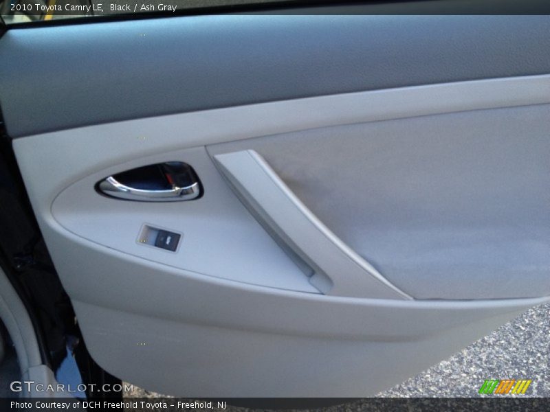 Black / Ash Gray 2010 Toyota Camry LE