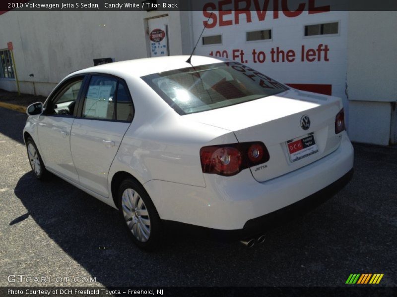 Candy White / Titan Black 2010 Volkswagen Jetta S Sedan