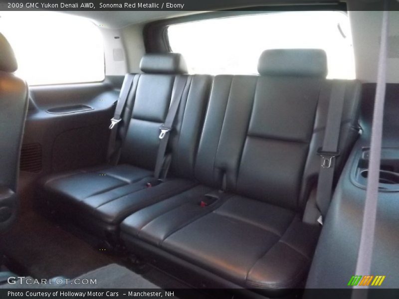 Sonoma Red Metallic / Ebony 2009 GMC Yukon Denali AWD