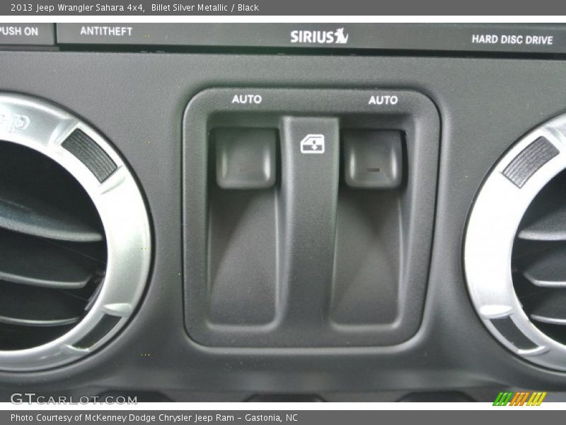 Billet Silver Metallic / Black 2013 Jeep Wrangler Sahara 4x4