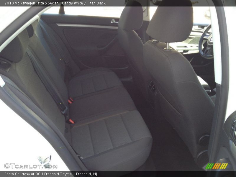 Candy White / Titan Black 2010 Volkswagen Jetta S Sedan